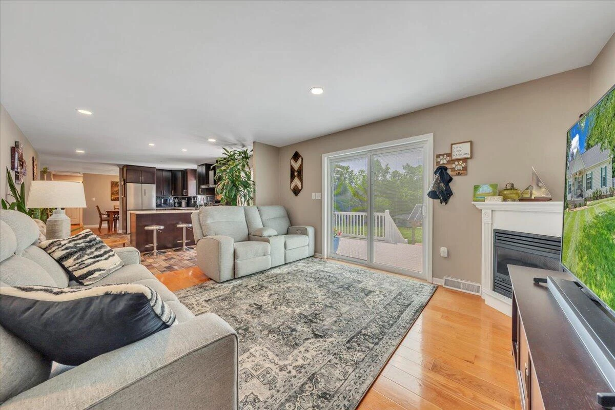 414 Mallard Cove RD - Photo 23