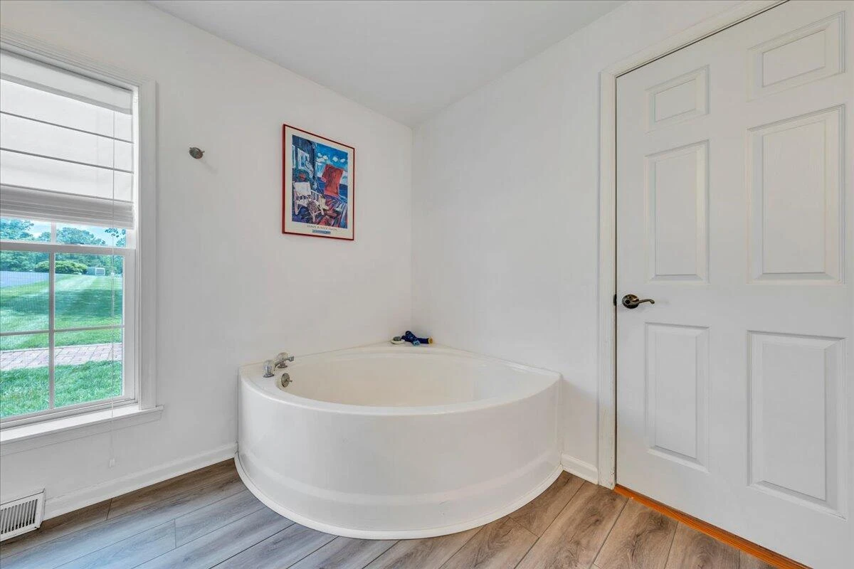 414 Mallard Cove RD - Photo 33