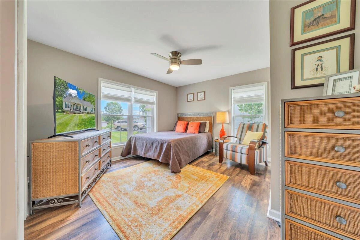 414 Mallard Cove RD - Photo 34