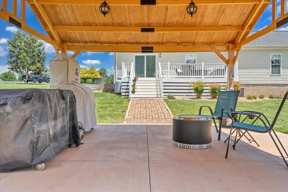 414 Mallard Cove RD - Photo 44