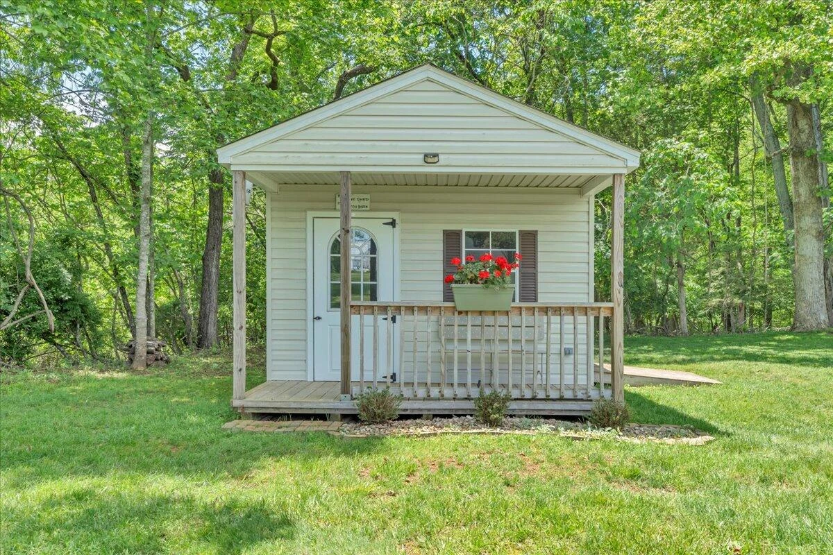 414 Mallard Cove RD - Photo 49