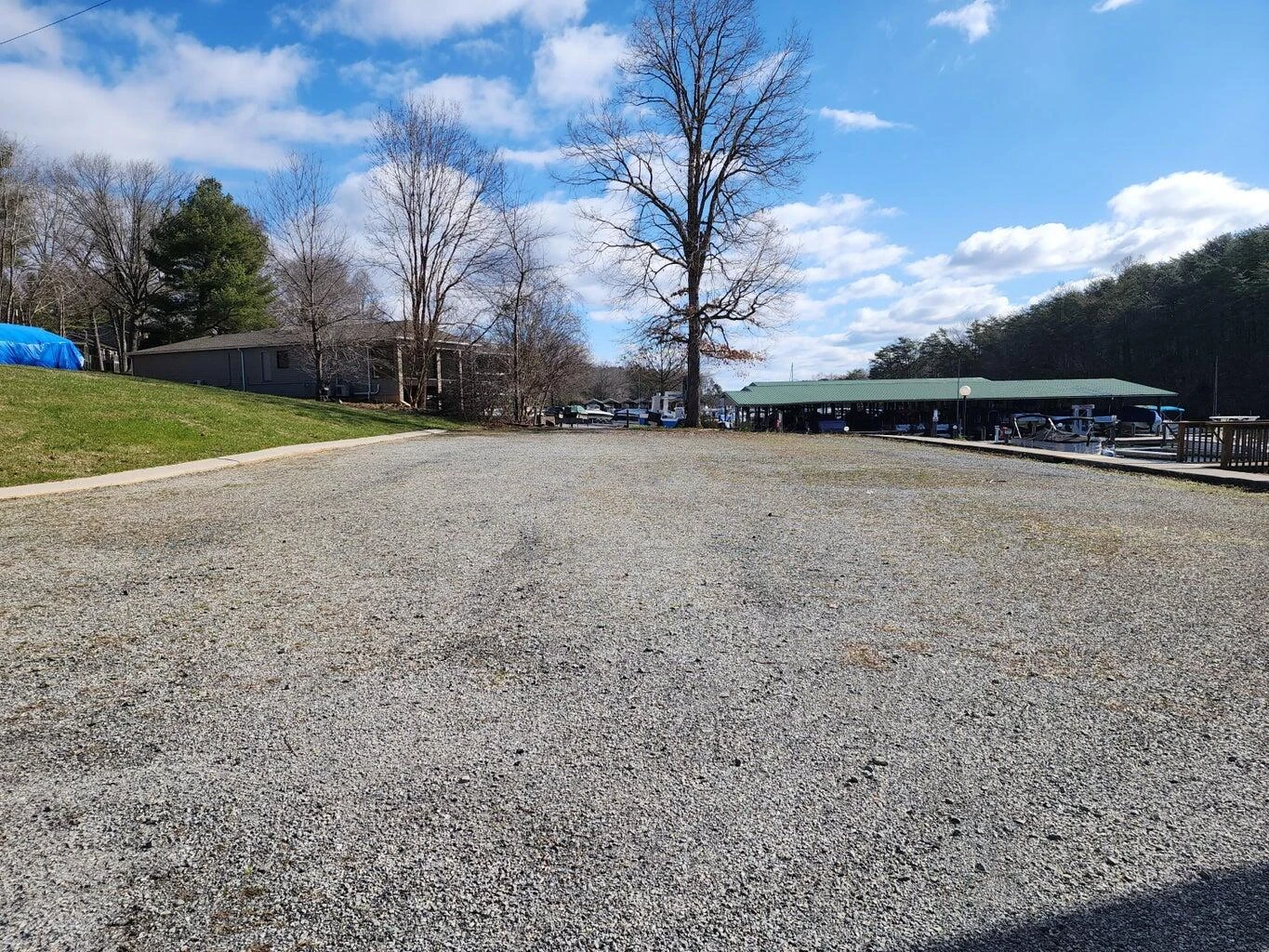 414 Mallard Cove RD - Photo 76