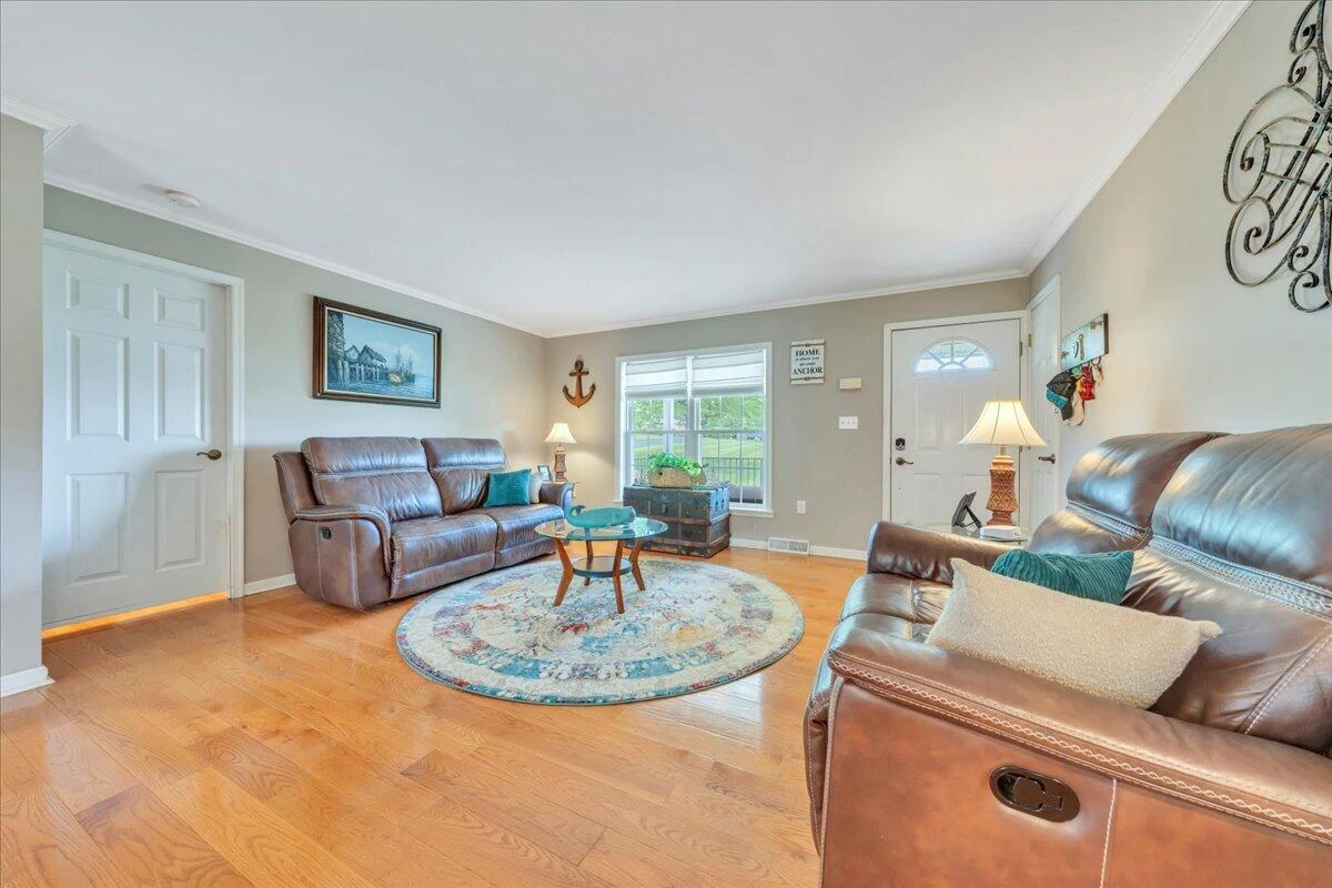 414 Mallard Cove RD - Photo 9