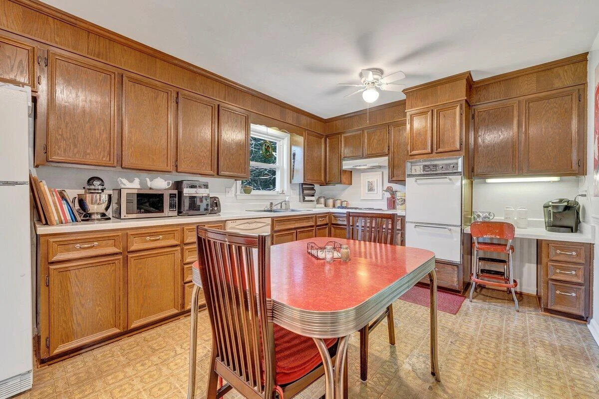 3412 Canter CIR - Photo 15