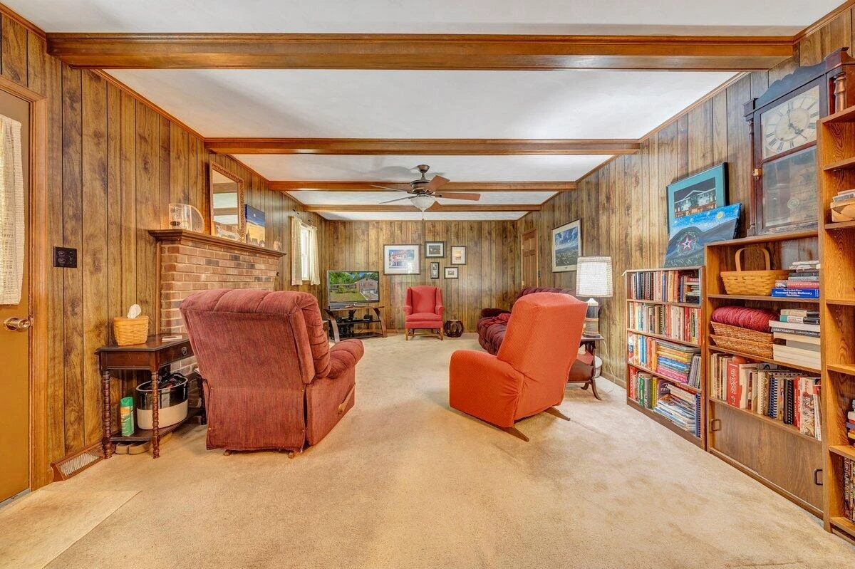 3412 Canter CIR - Photo 21