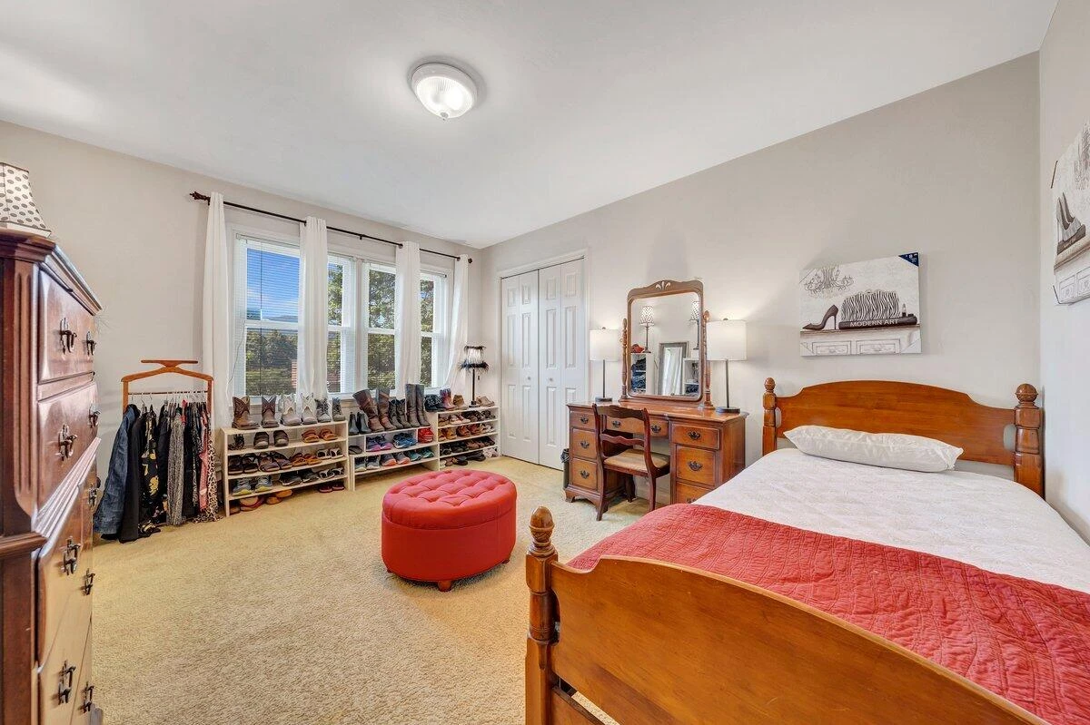 3412 Canter CIR - Photo 29
