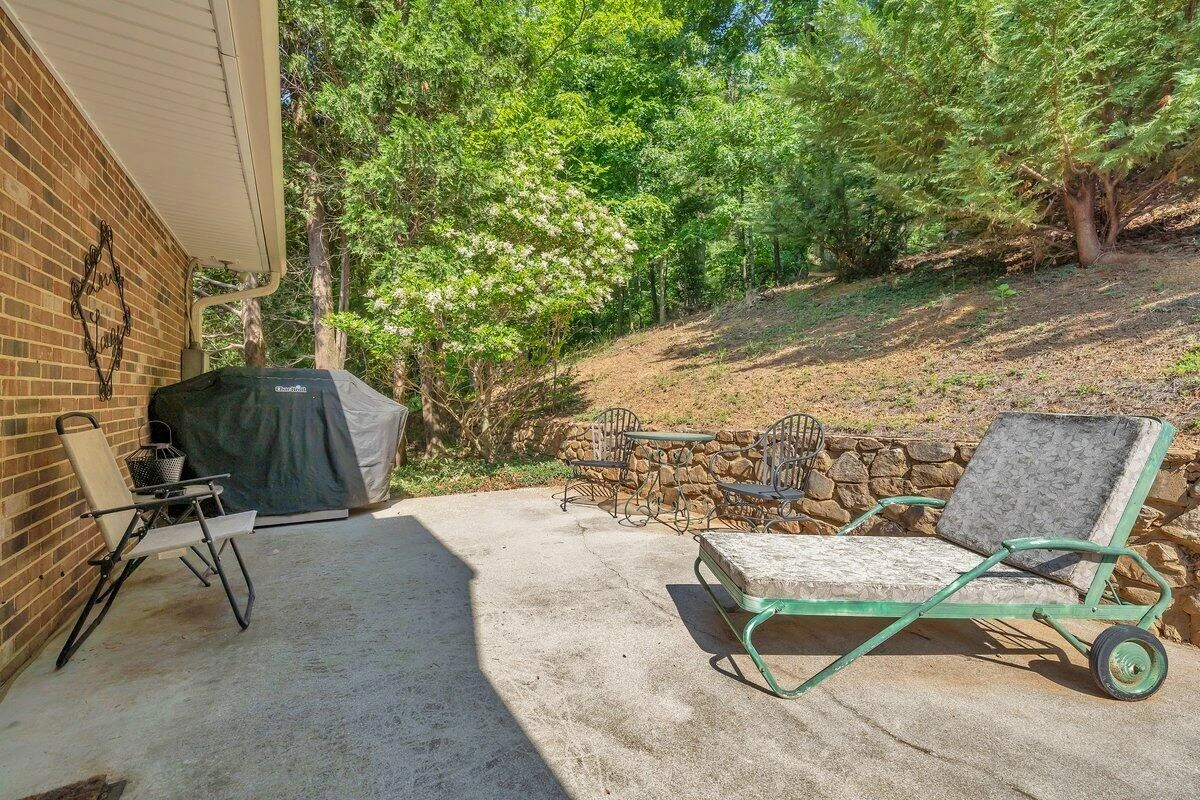 3412 Canter CIR - Photo 37
