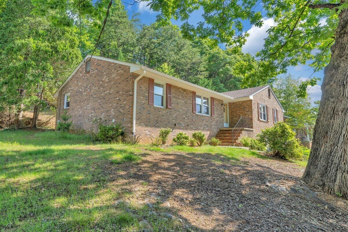 3412 Canter CIR - Photo 42