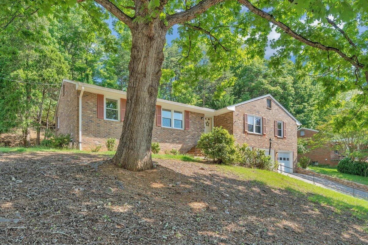 3412 Canter CIR - Photo 43