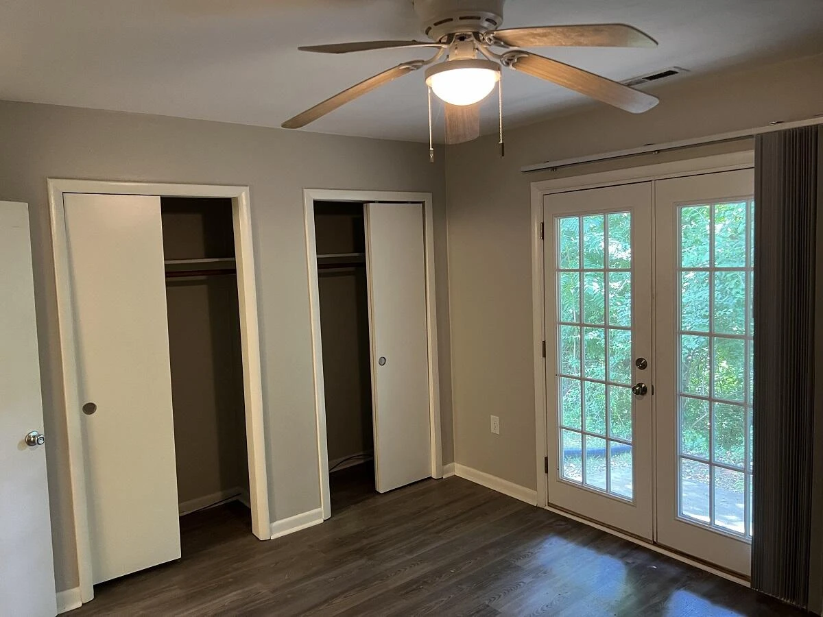 5320 Carolyn CIR #& 5322 - Photo 15
