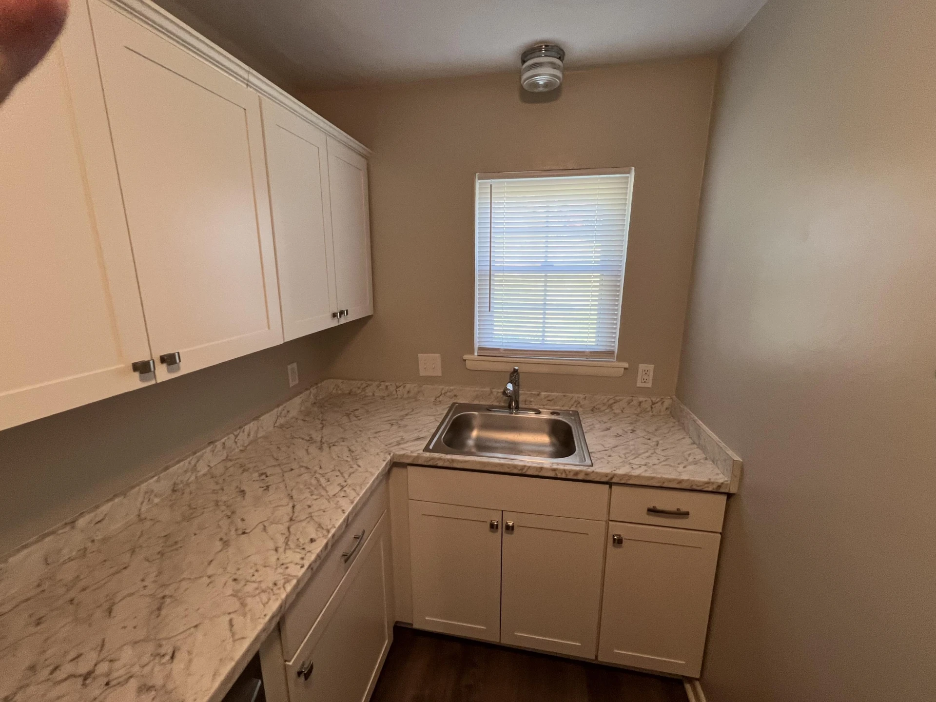 5320 Carolyn CIR #& 5322 - Photo 4