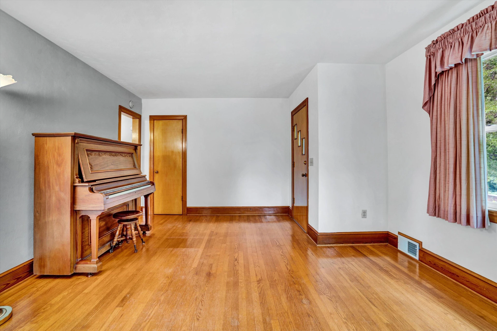 2745 Old Quarry RD - Photo 12