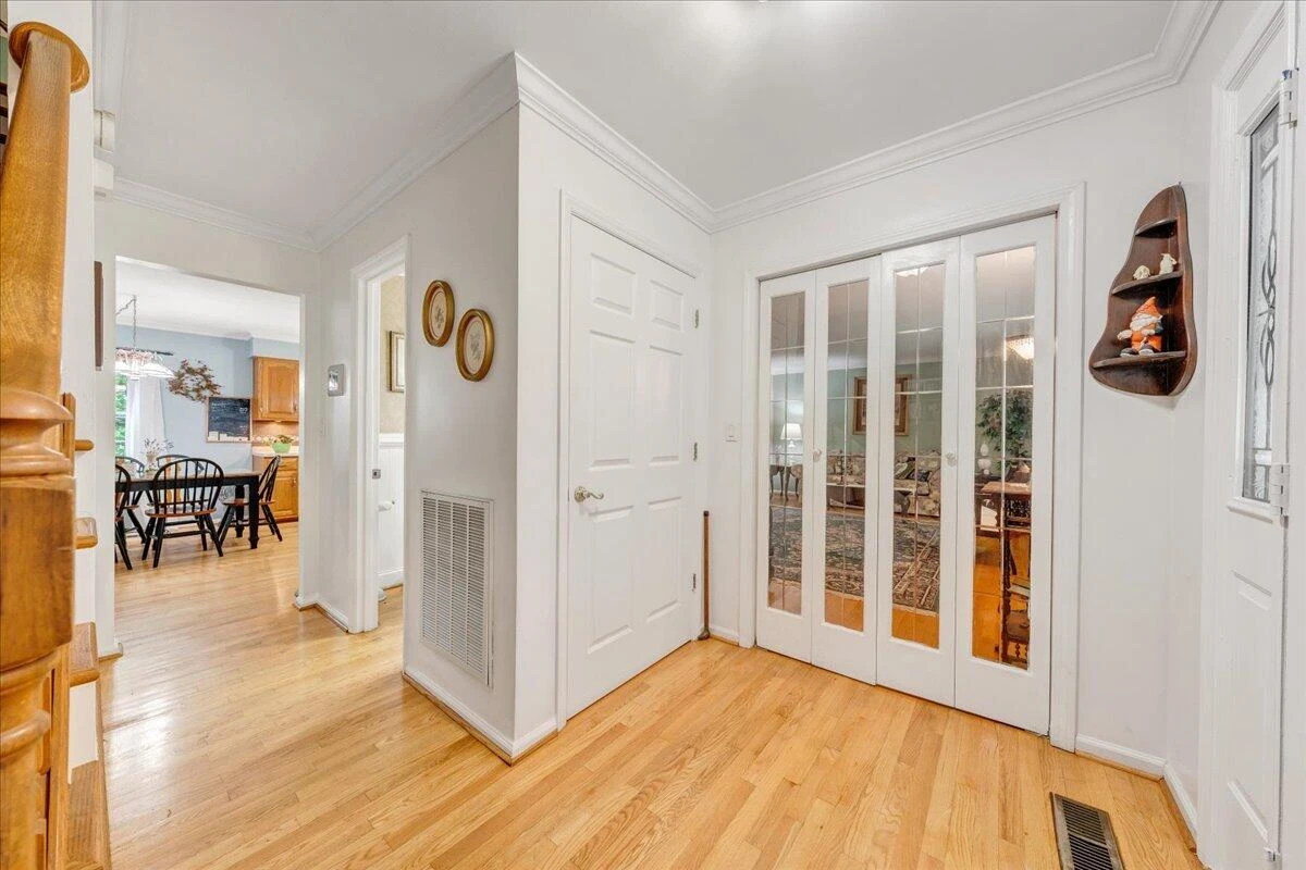 6553 Pencheck CIR - Photo 10