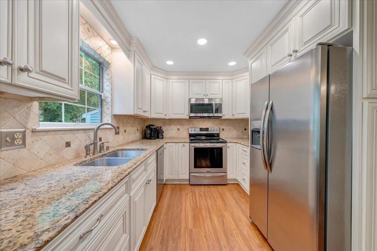 1037 Barrens Village CT - Photo 11