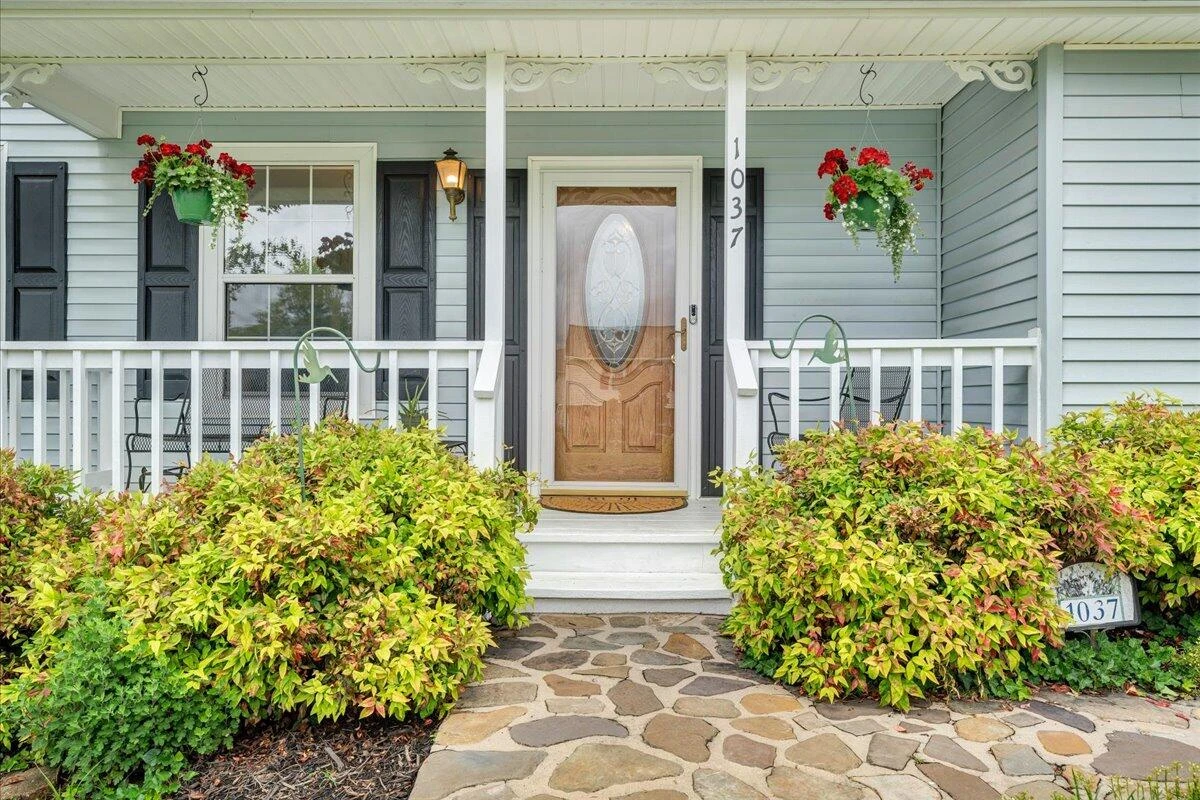 1037 Barrens Village CT - Photo 3