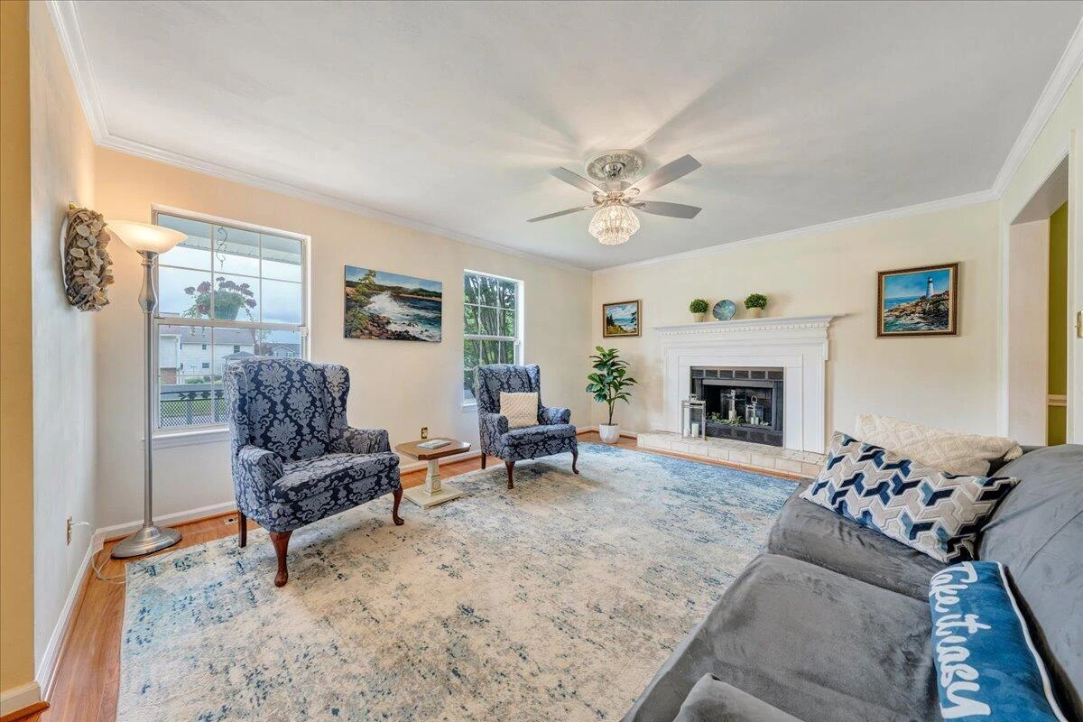 1037 Barrens Village CT - Photo 5