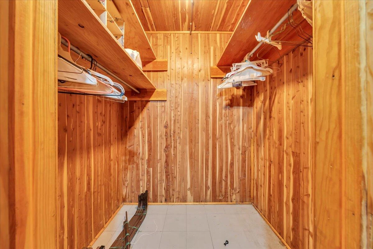 1028 Grayson AVE - Photo 29