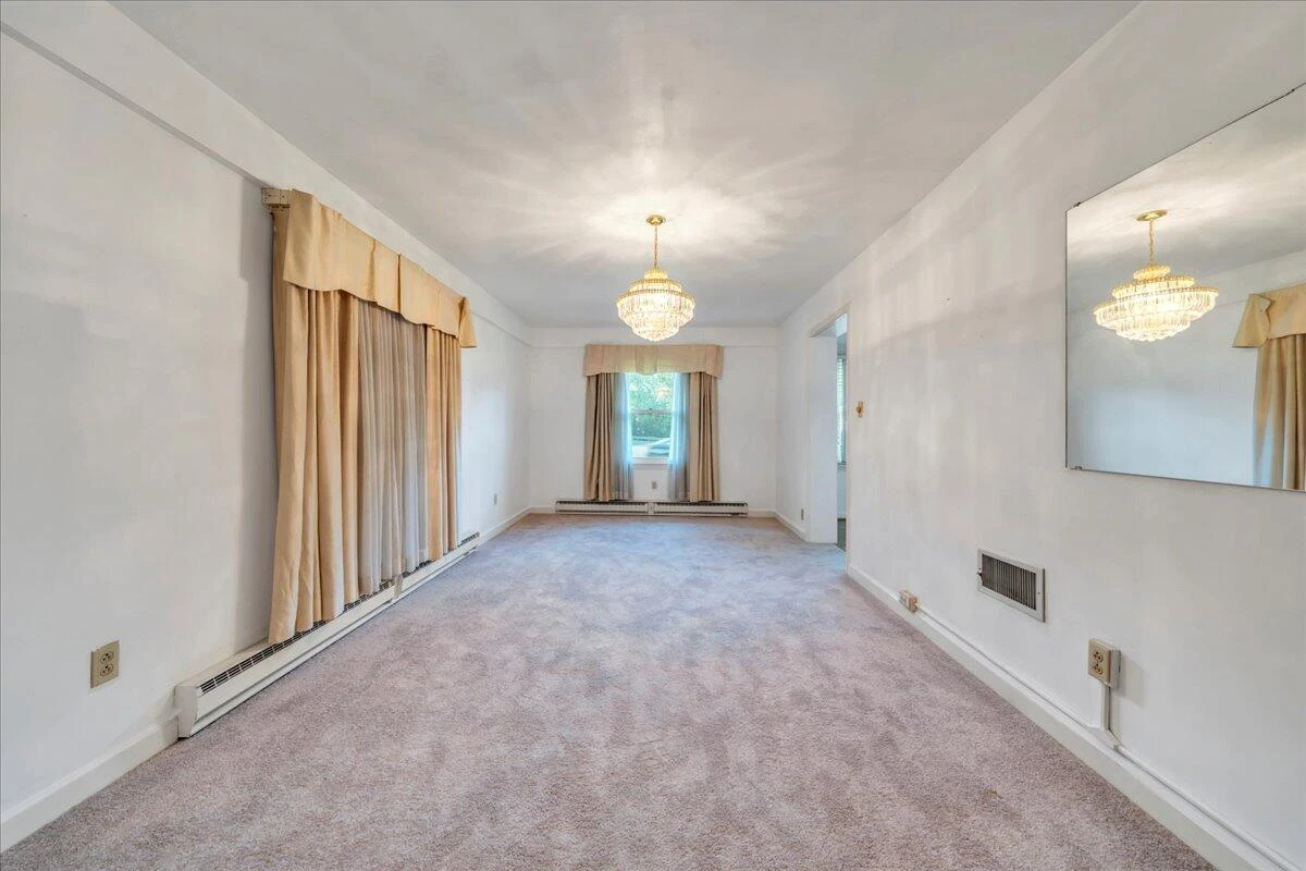 1028 Grayson AVE - Photo 11