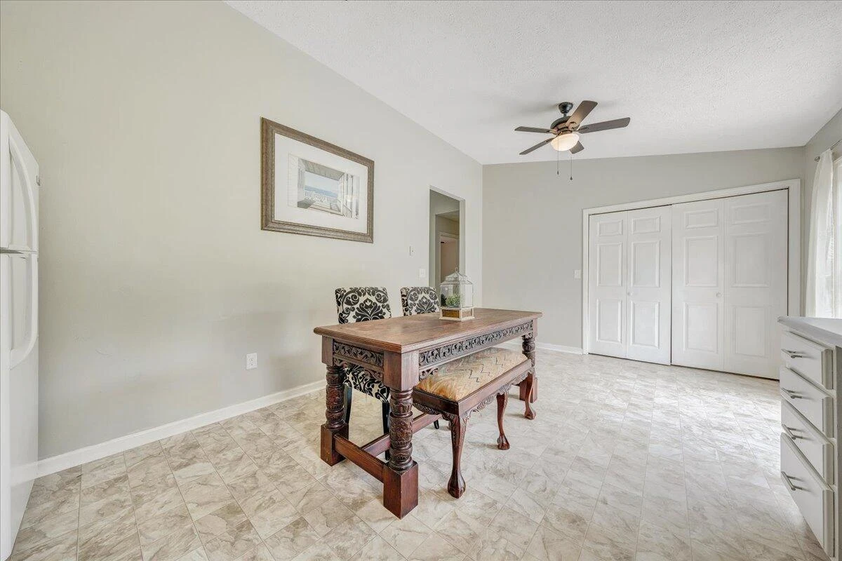 44 Strawberry Banks DR - Photo 12