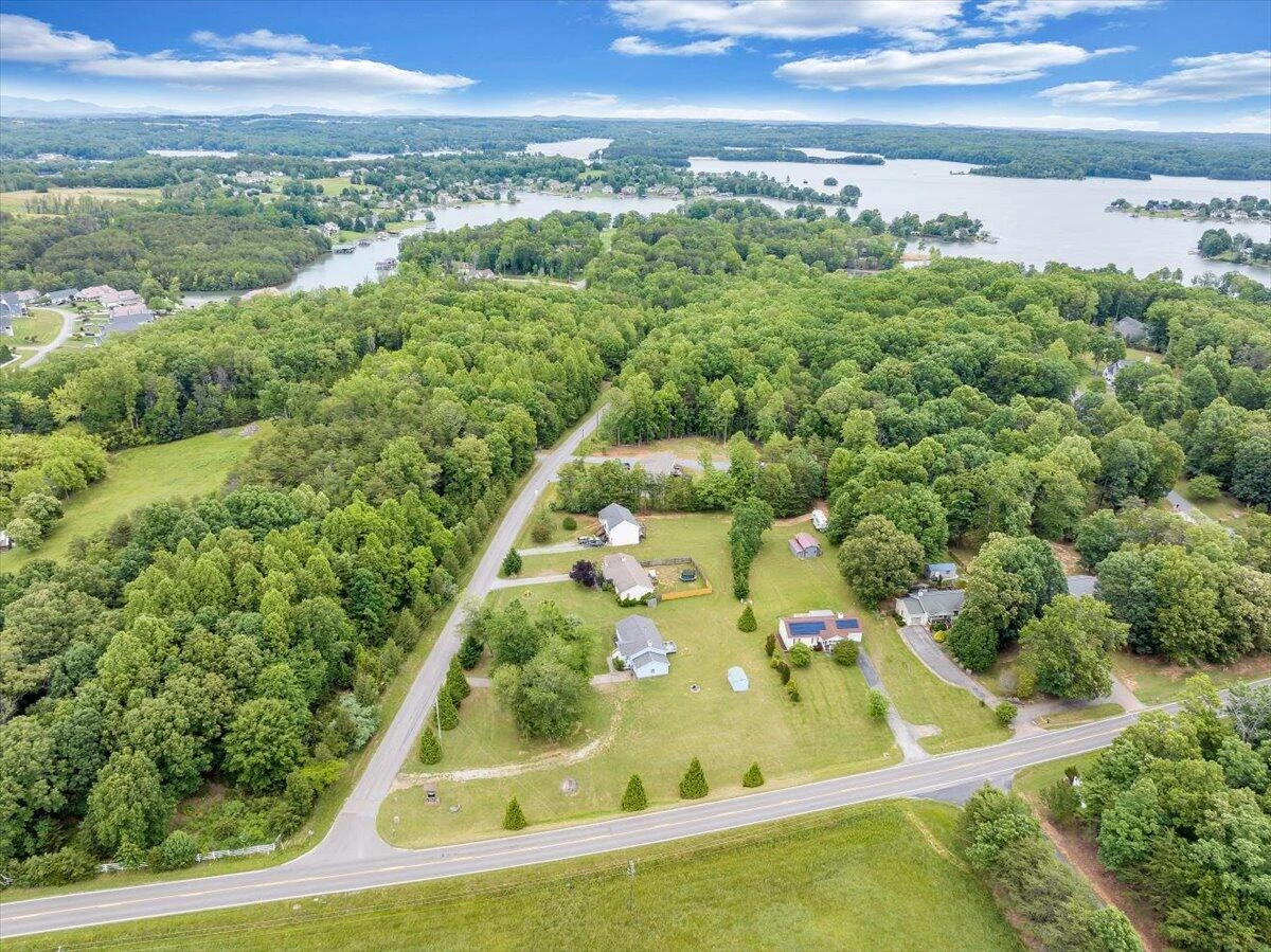 44 Strawberry Banks DR - Photo 40
