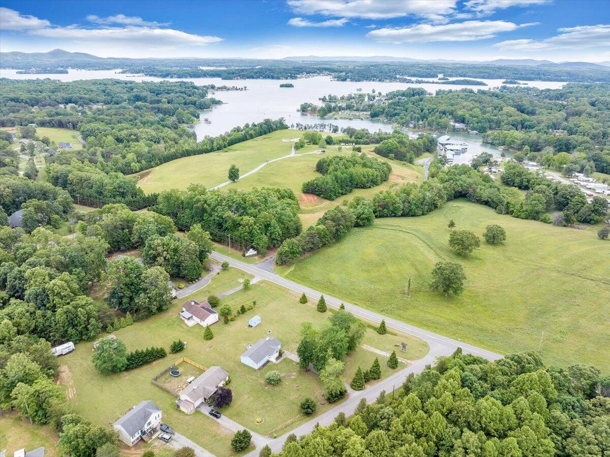 44 Strawberry Banks DR - Photo 44