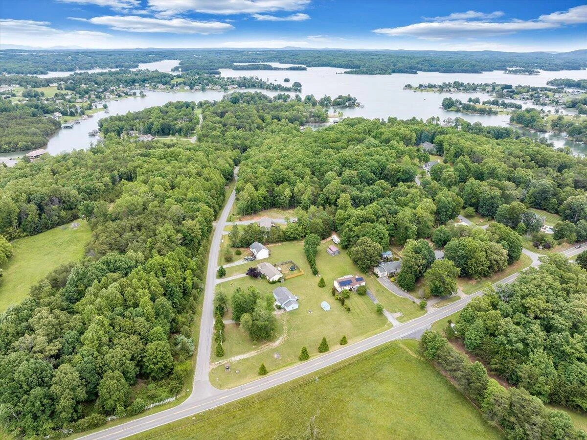 44 Strawberry Banks DR - Photo 51