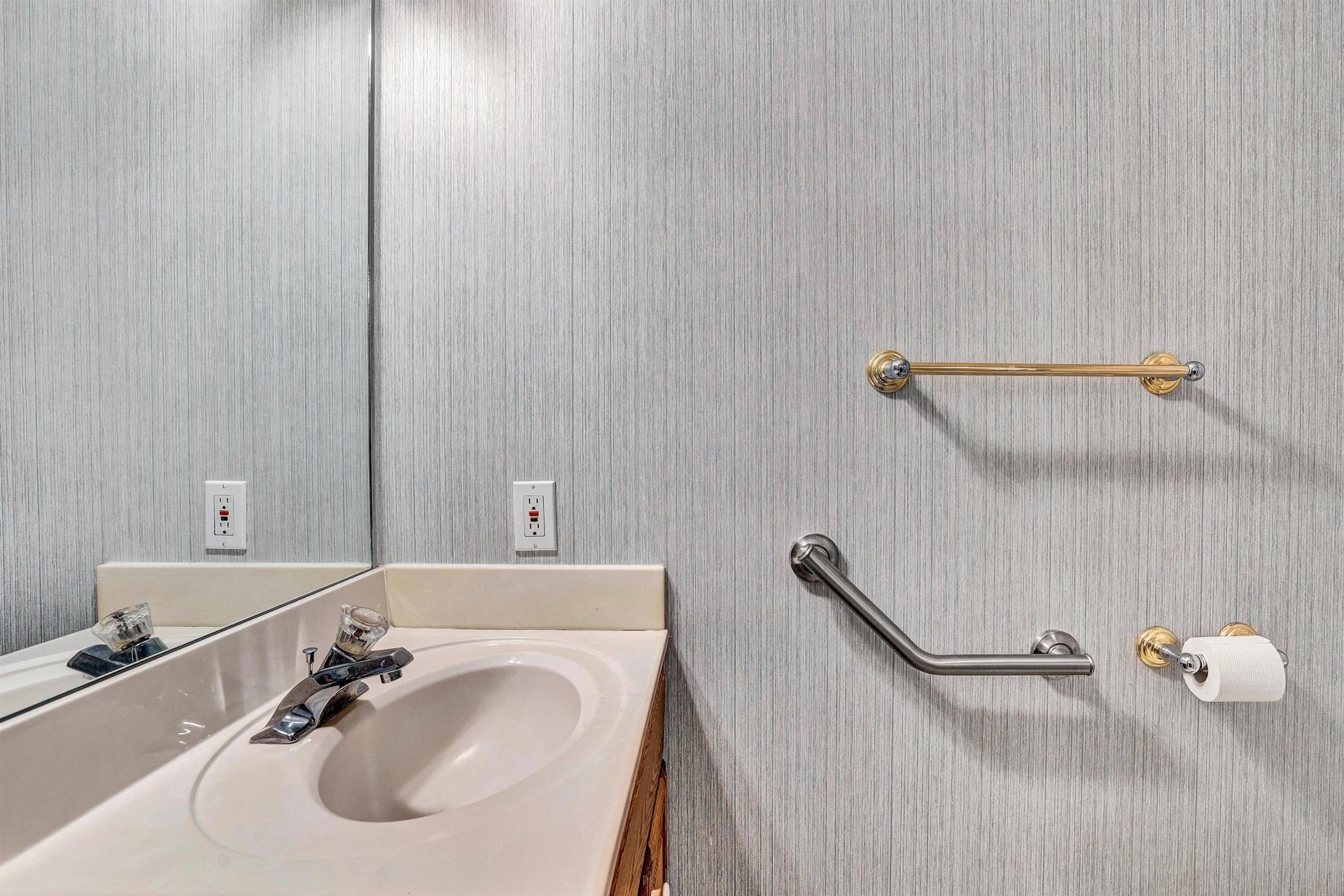 103 Tremont CT - Photo 19