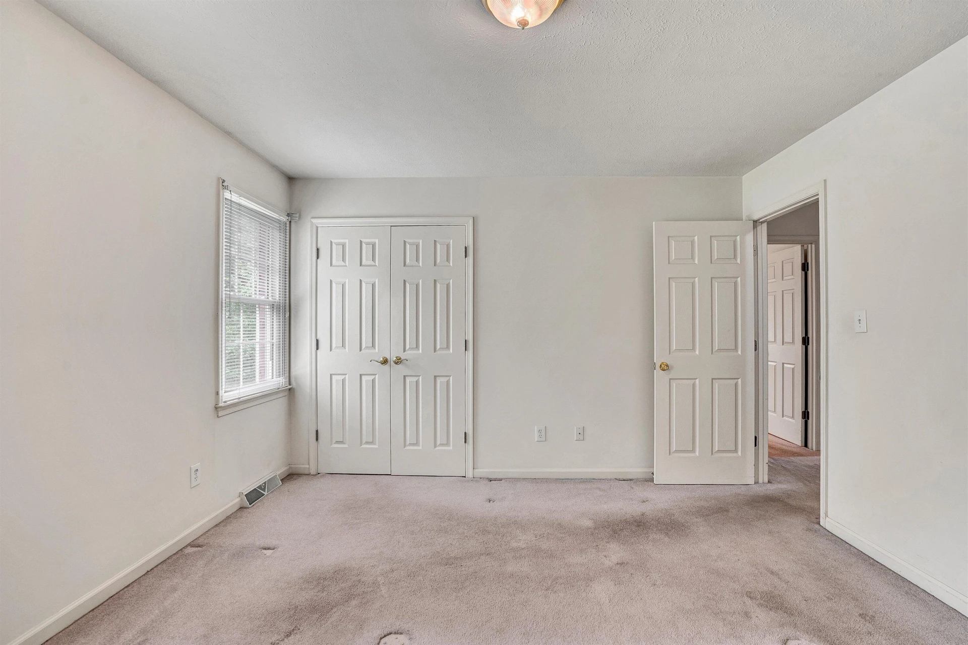 103 Tremont CT - Photo 21