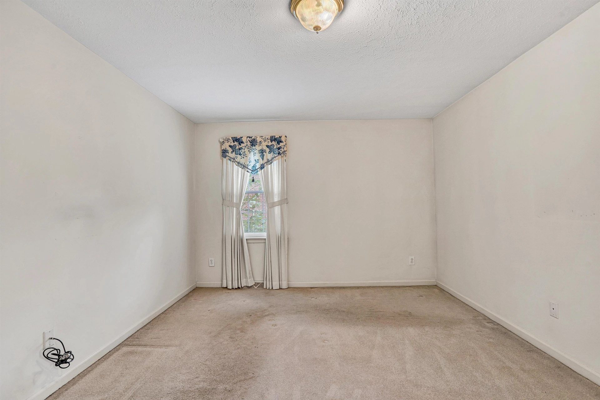 103 Tremont CT - Photo 26