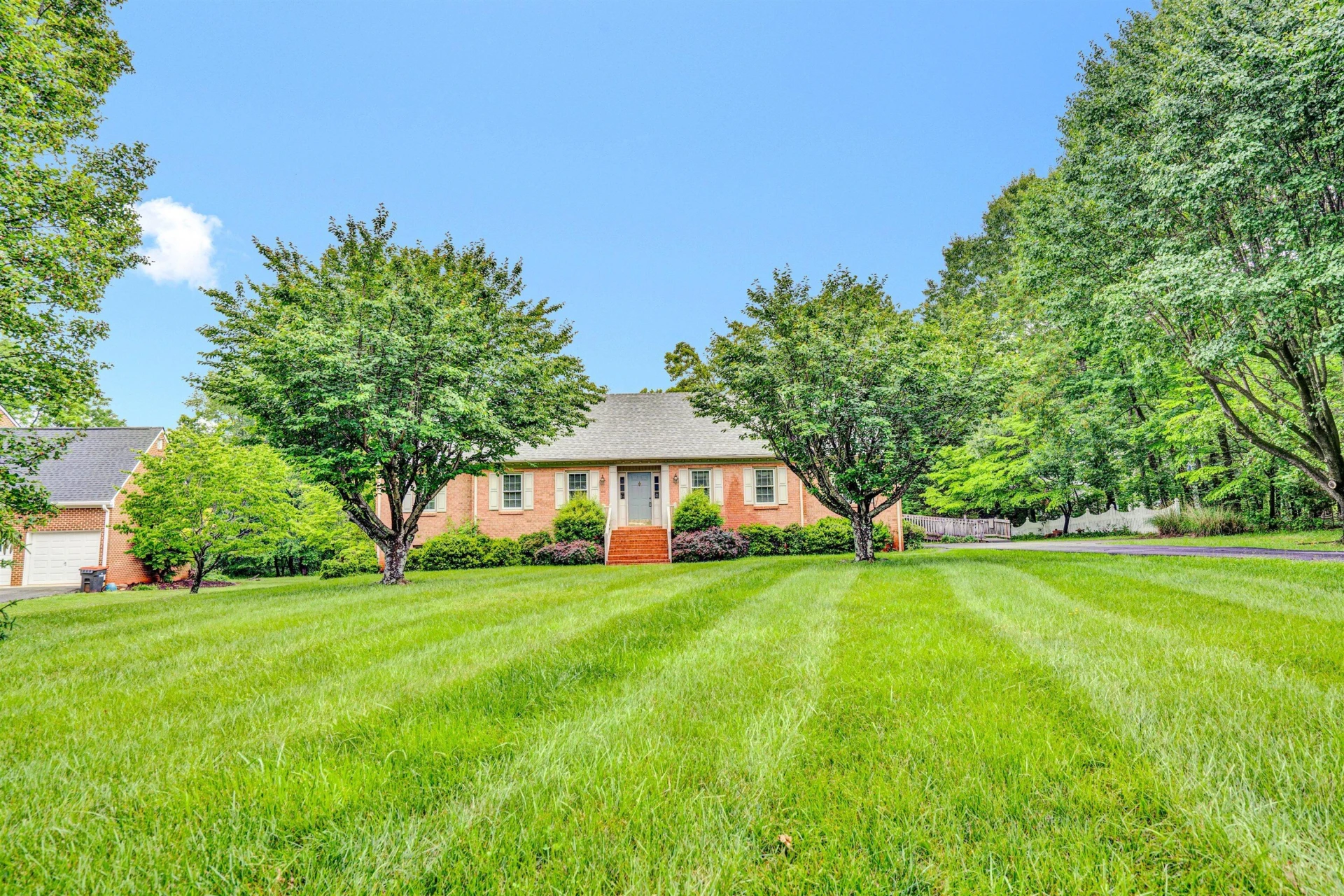 103 Tremont CT - Photo 40
