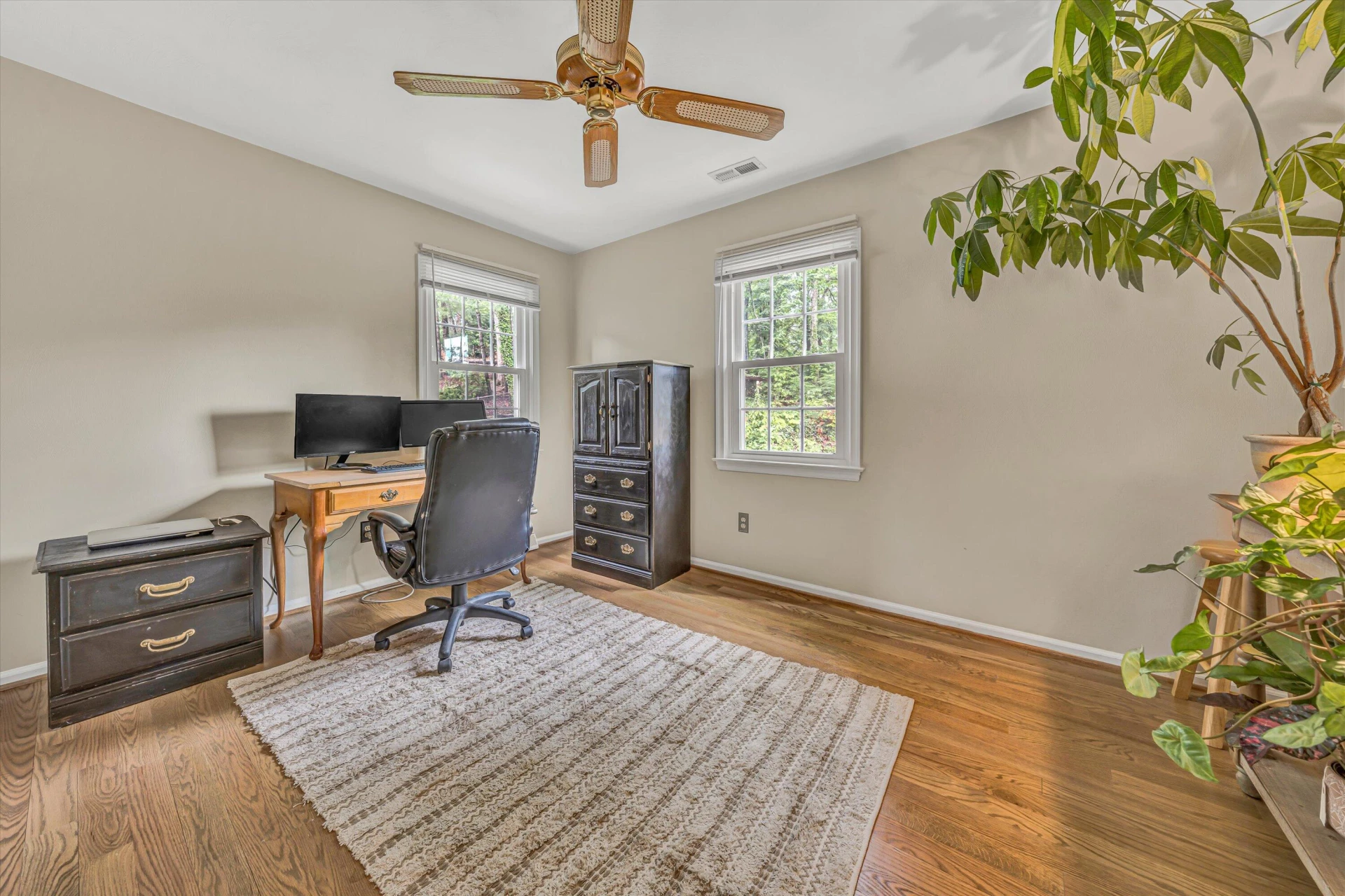 2716 Bobolink LN - Photo 25
