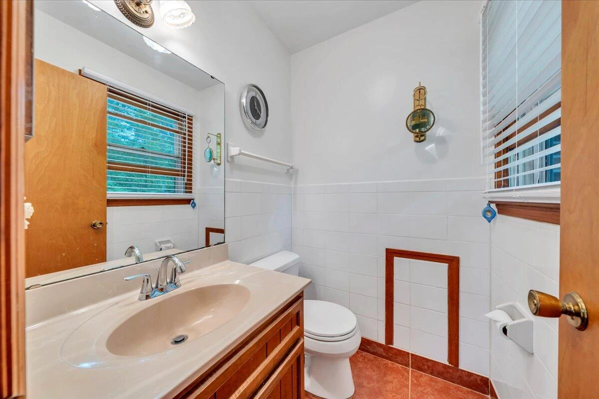175 Webb Mountain RD - Photo 16