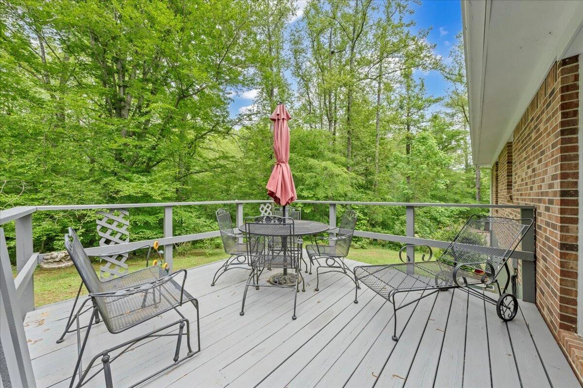 175 Webb Mountain RD - Photo 24