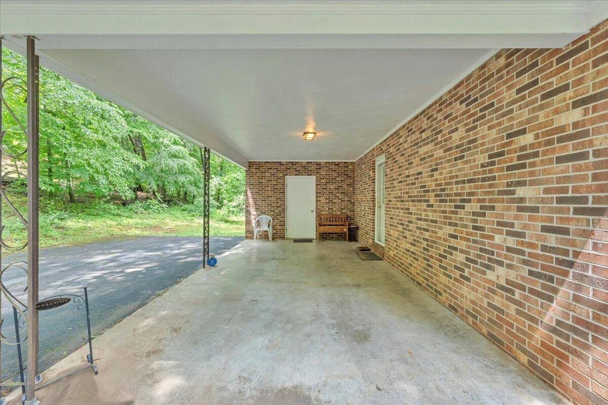 175 Webb Mountain RD - Photo 36