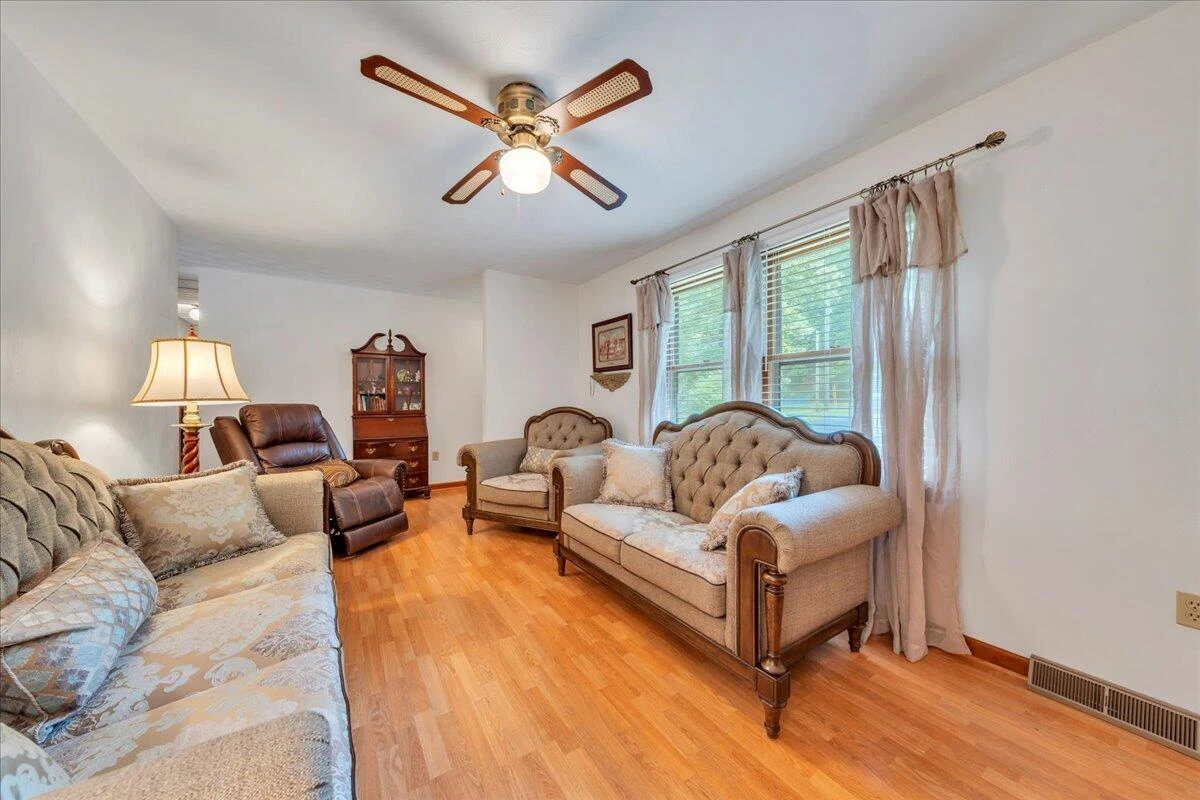 175 Webb Mountain RD - Photo 9