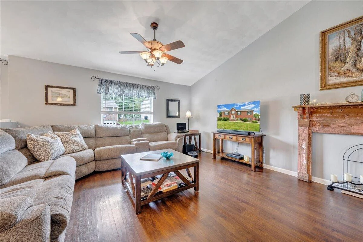 4719 Great Glen DR - Photo 4