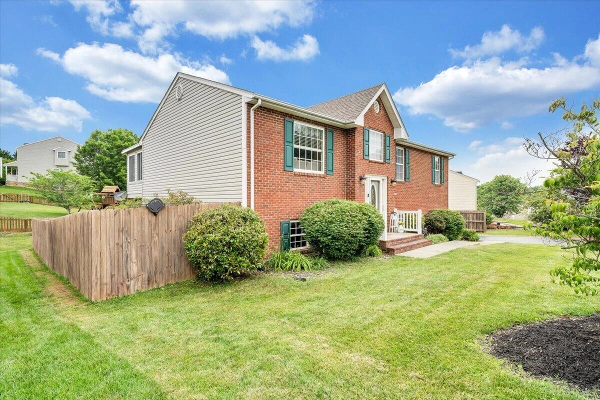 4719 Great Glen DR - Photo 47