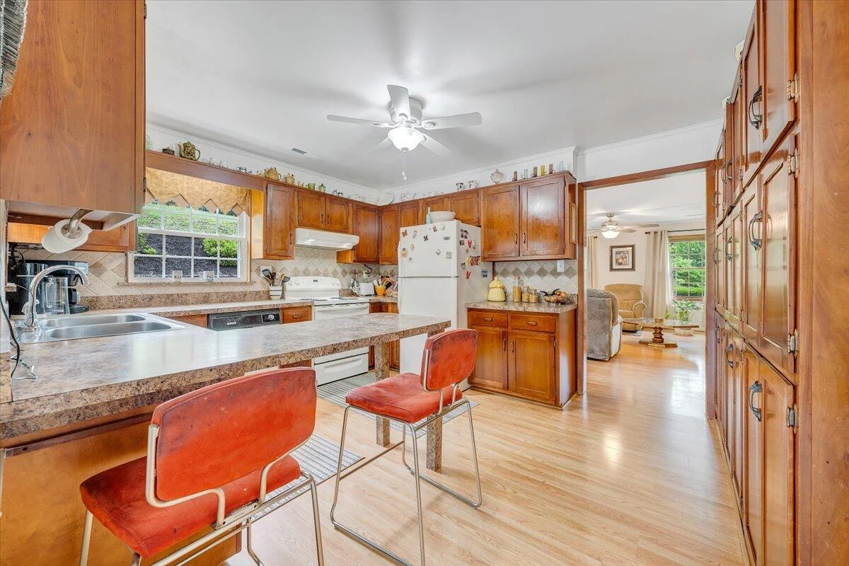 30 Benbrook CIR - Photo 18