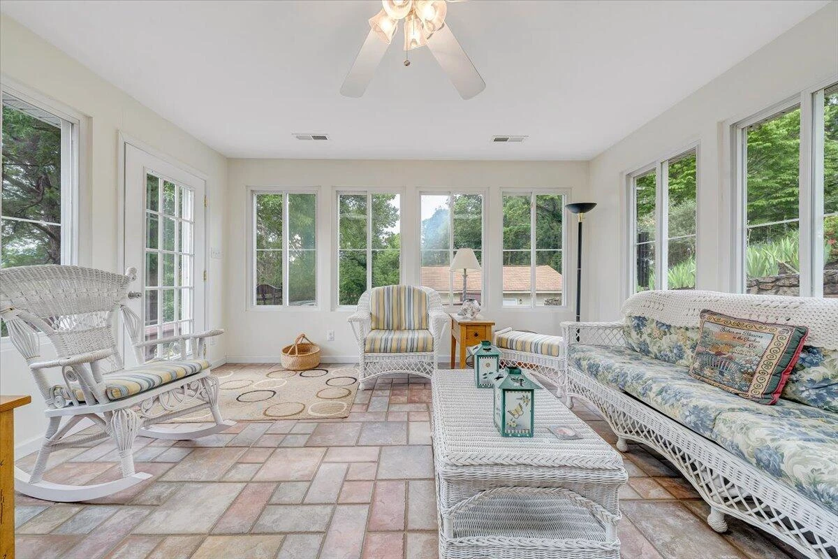 30 Benbrook CIR - Photo 20
