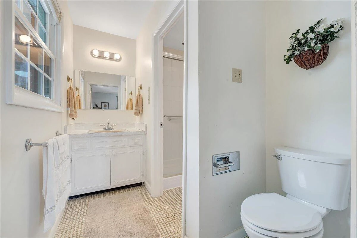 30 Benbrook CIR - Photo 28