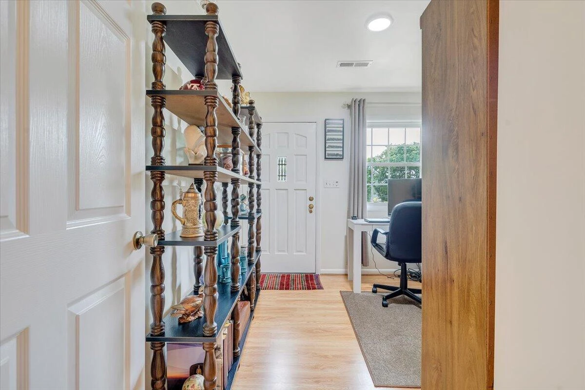 30 Benbrook CIR - Photo 4