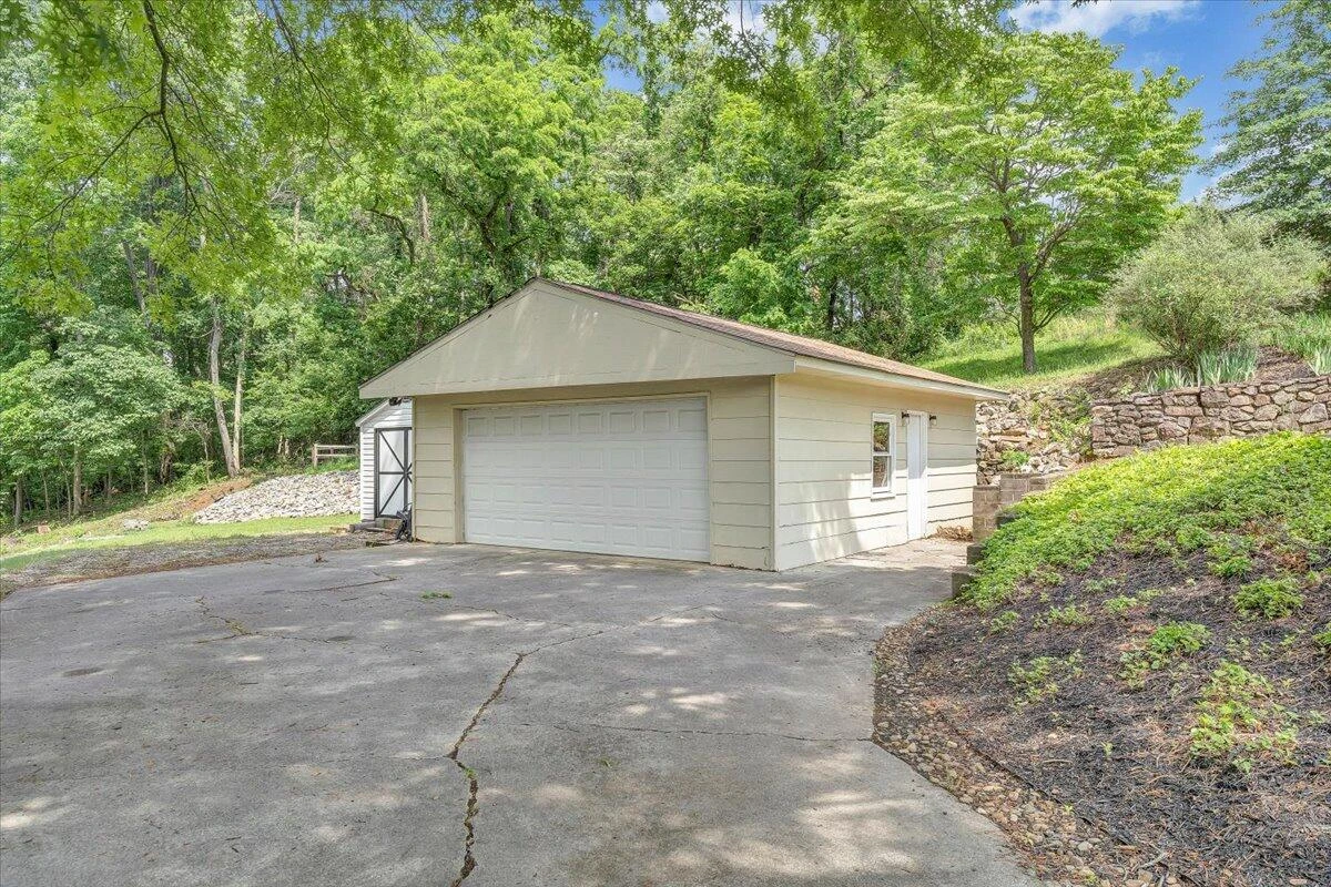 30 Benbrook CIR - Photo 50
