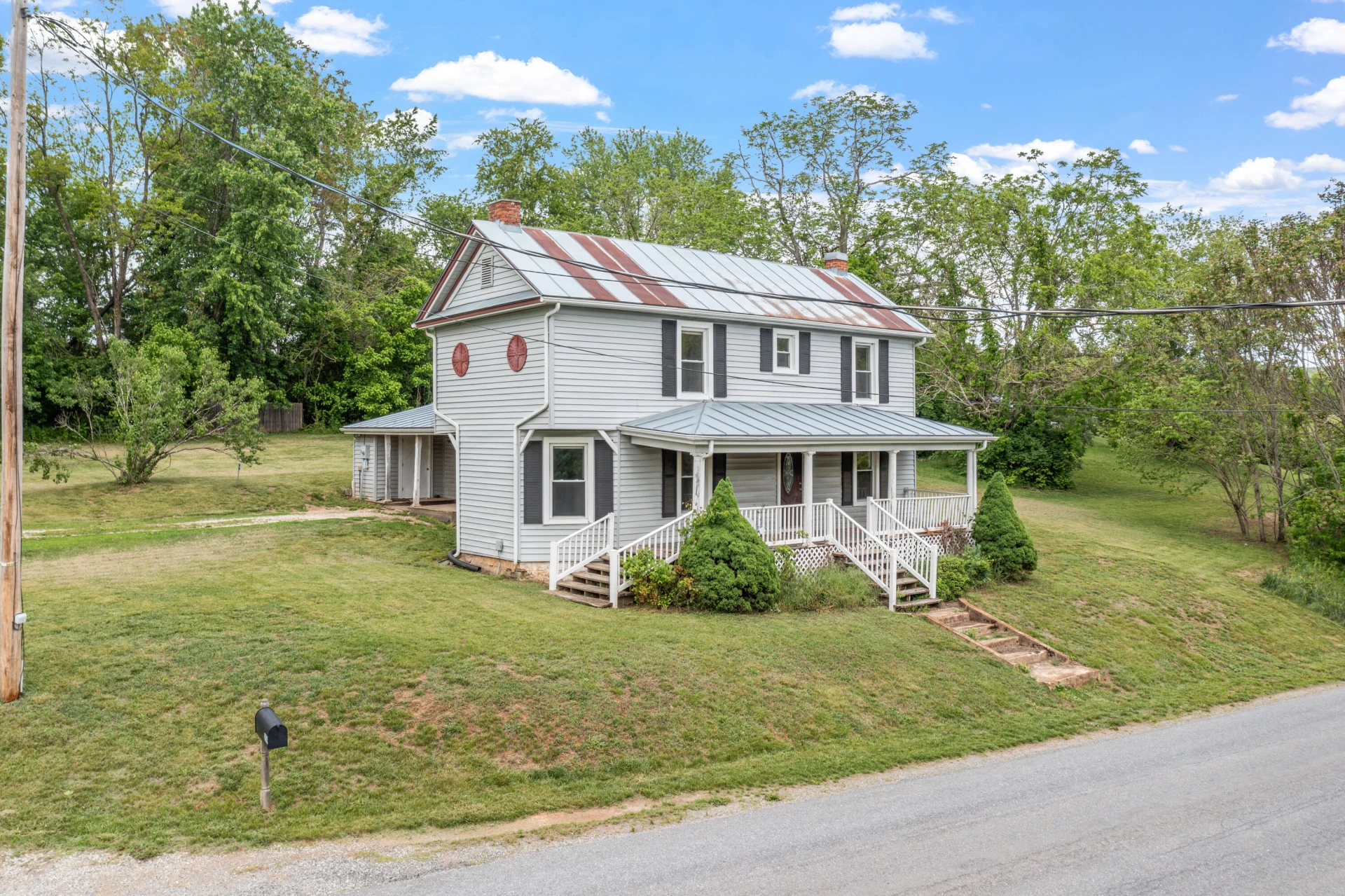 250 Old Hollow RD