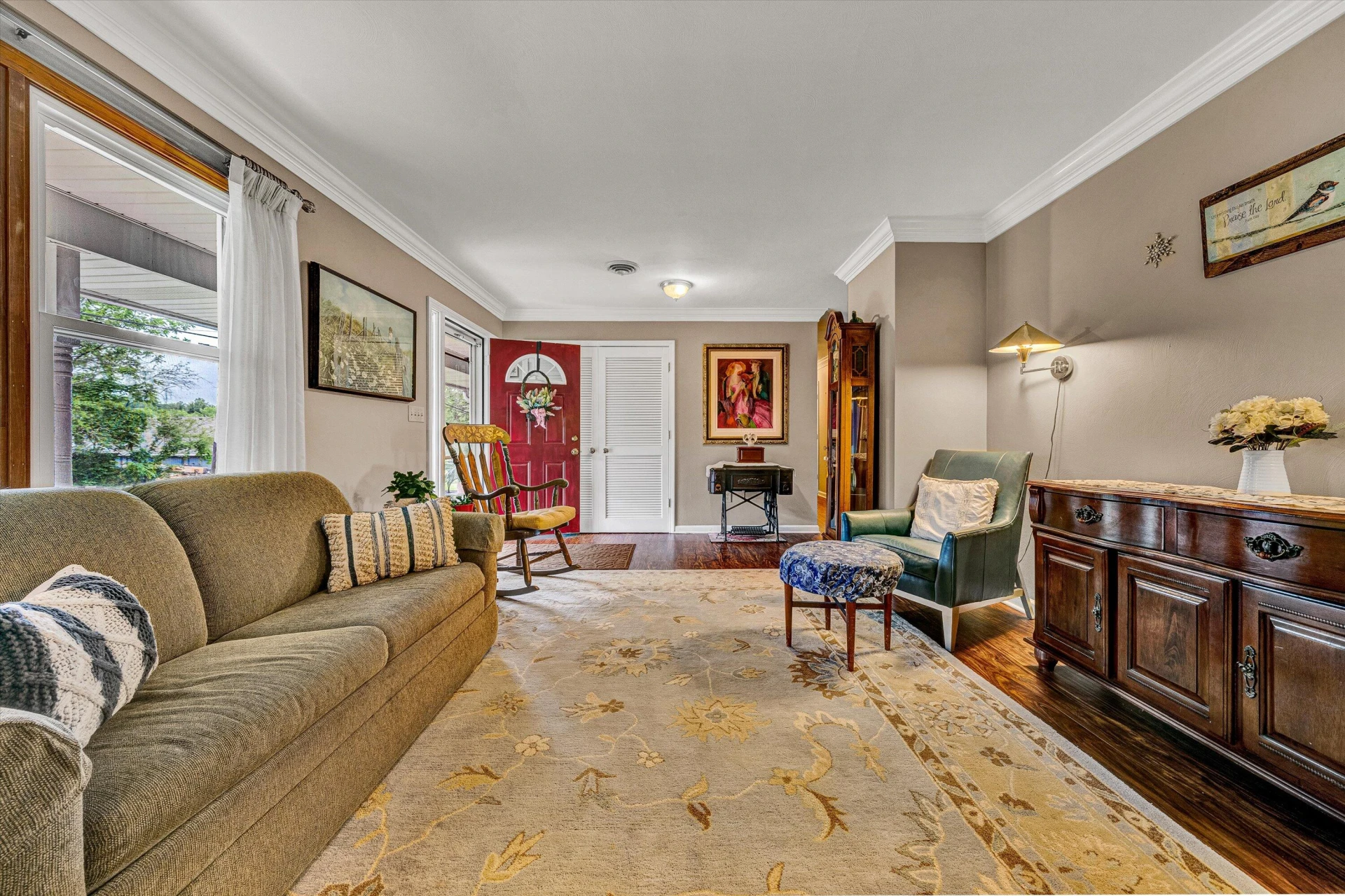 3643 Larson LN - Photo 5