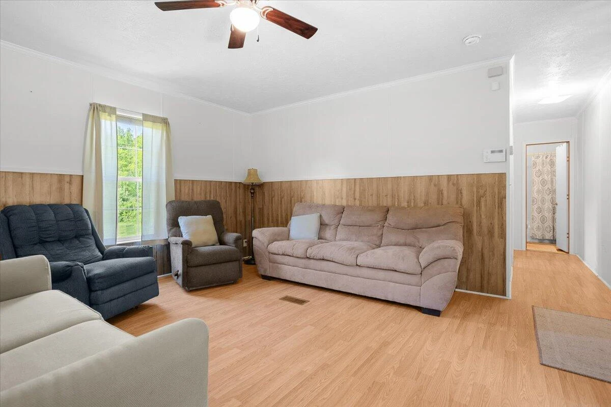 1606 Dunbrack CIR - Photo 19
