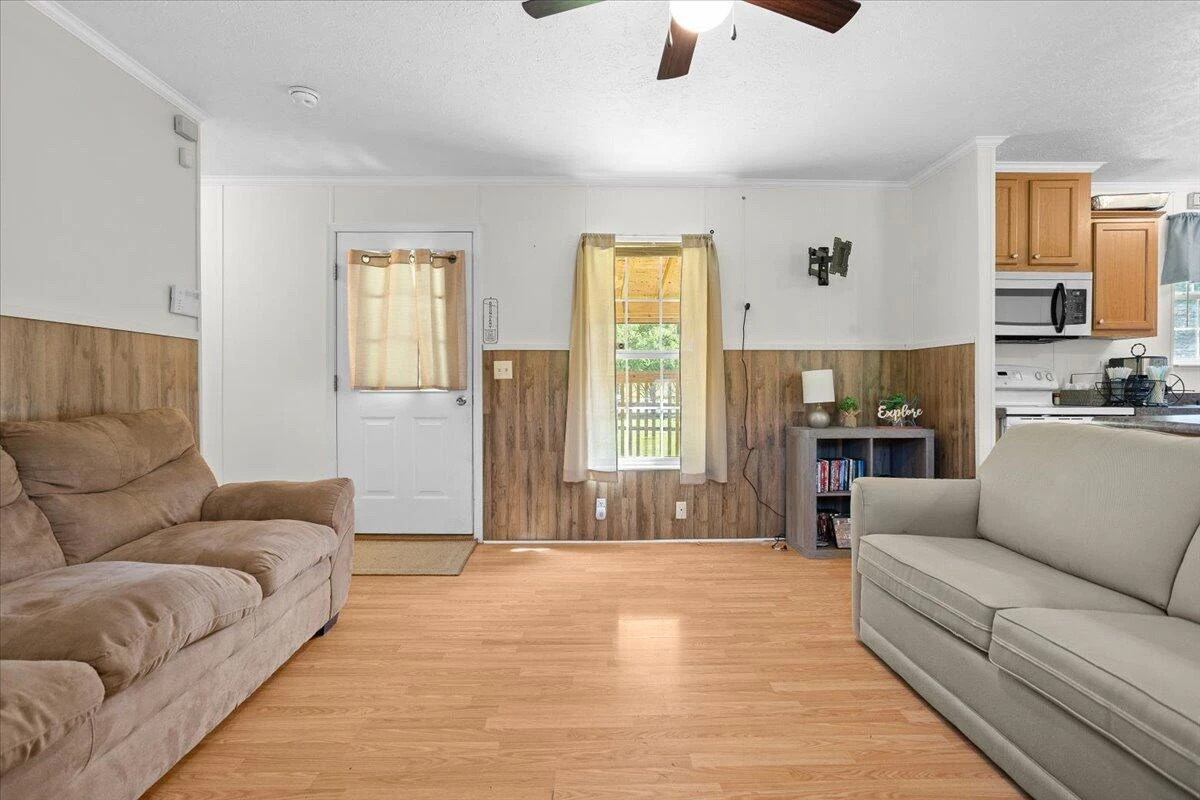 1606 Dunbrack CIR - Photo 20