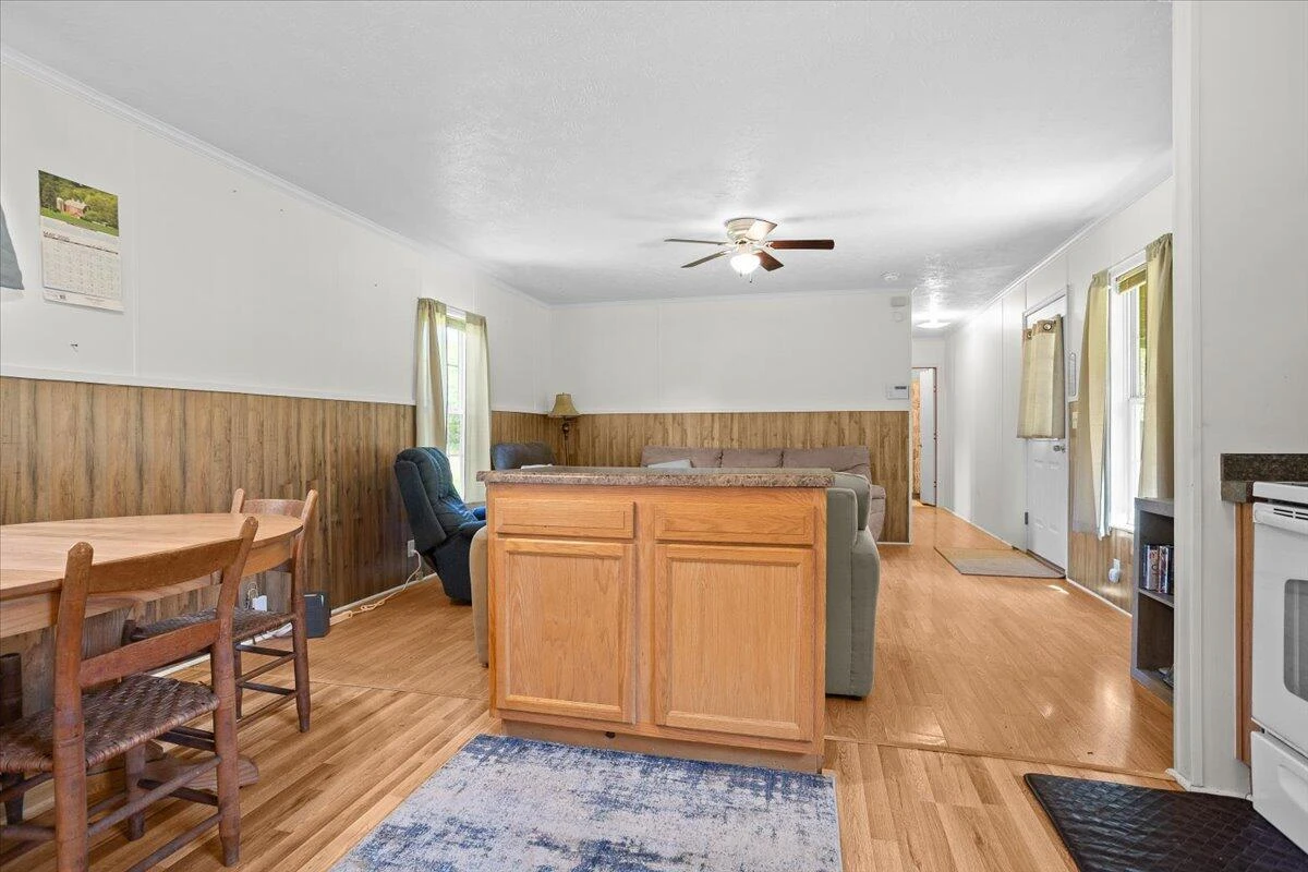 1606 Dunbrack CIR - Photo 22