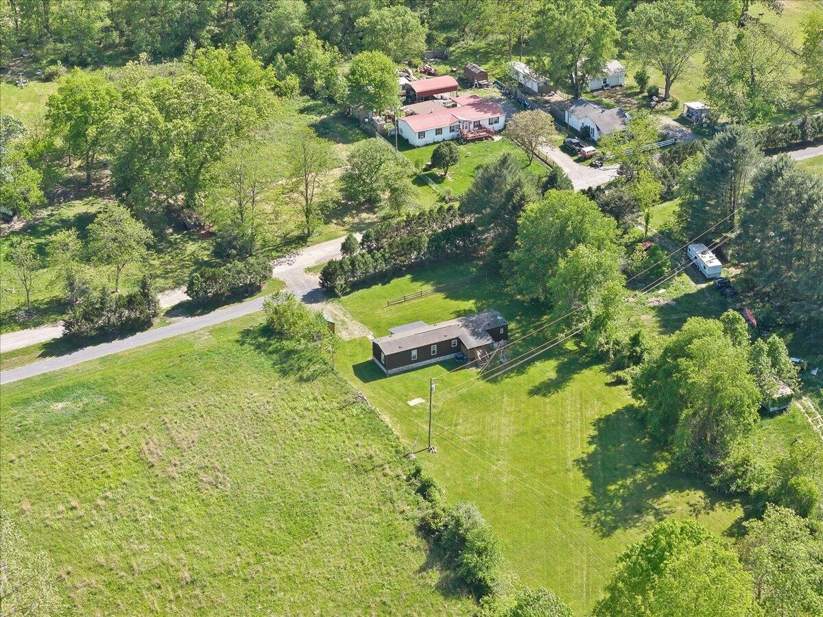 1606 Dunbrack CIR - Photo 7