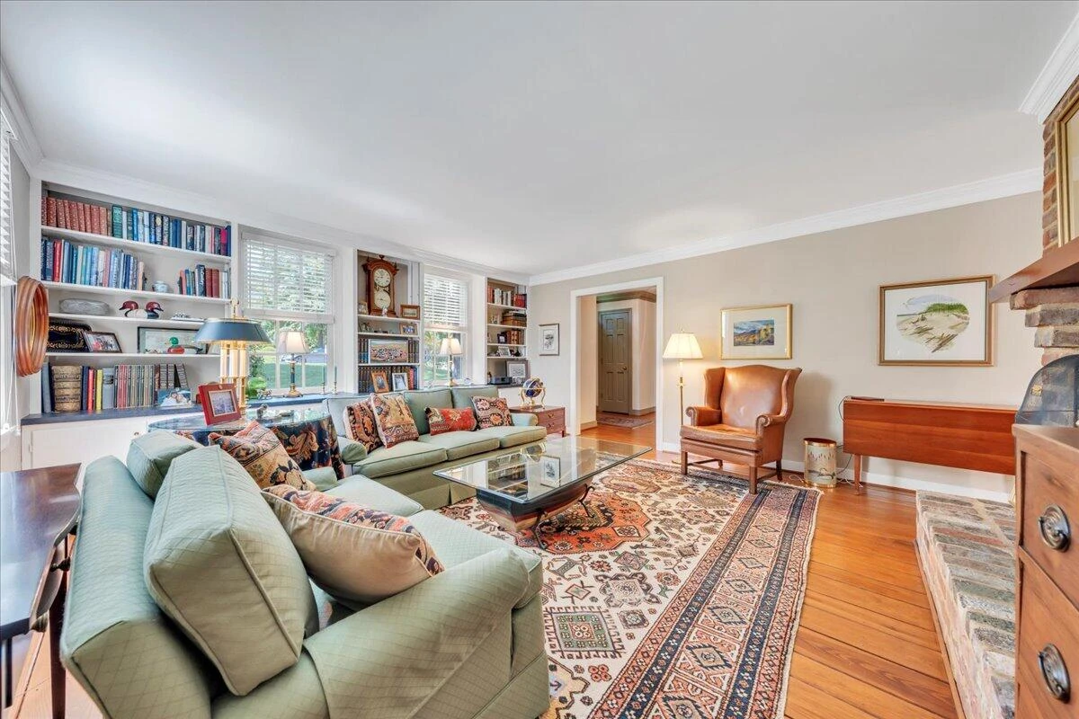 723 White Oak RD - Photo 11