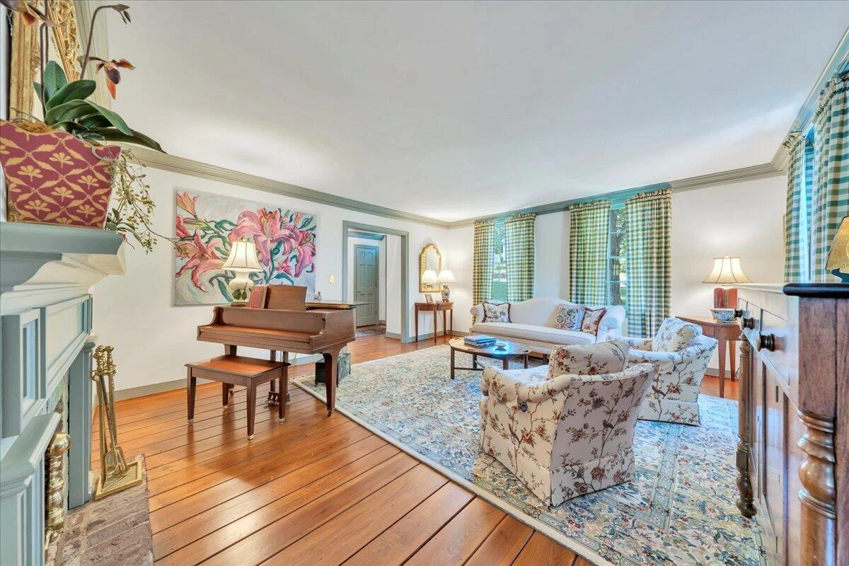 723 White Oak RD - Photo 15